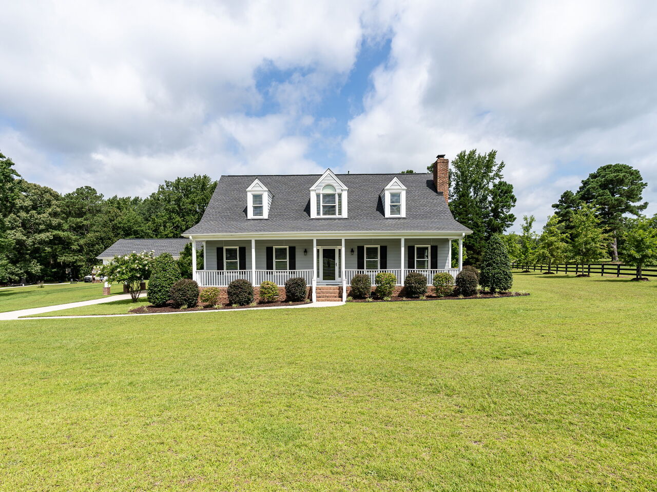 002-1280x960-front - Owens Realty Team